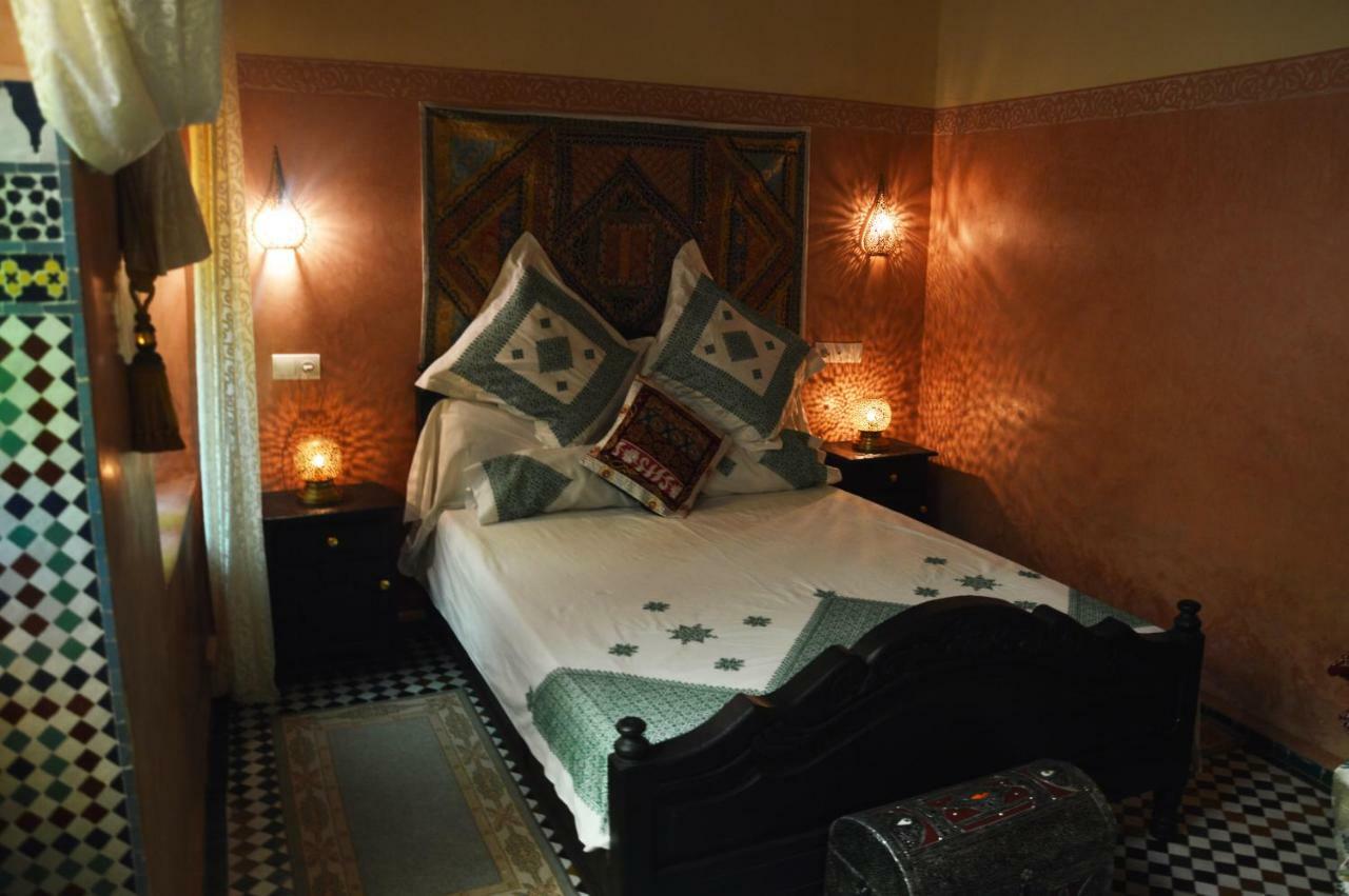 Riad Oumkaltoum Fez Buitenkant foto