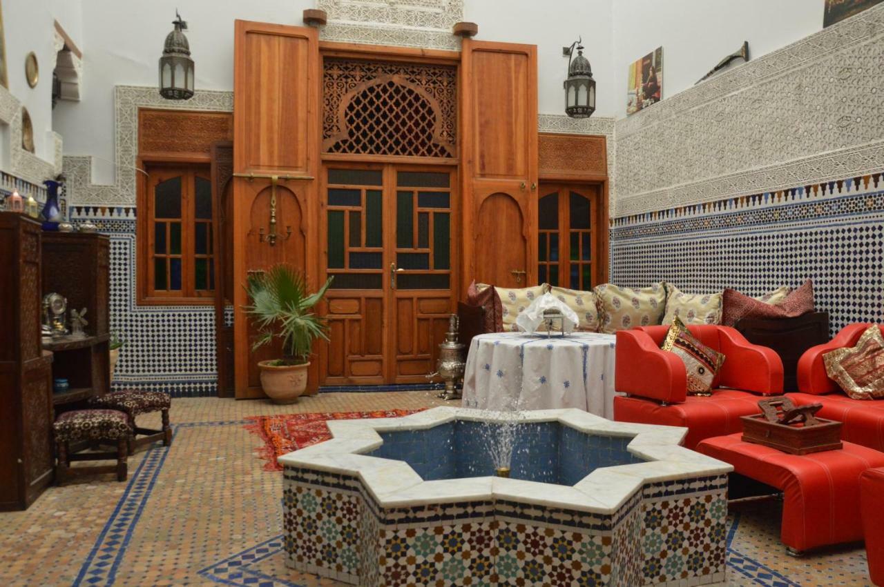 Riad Oumkaltoum Fez Buitenkant foto